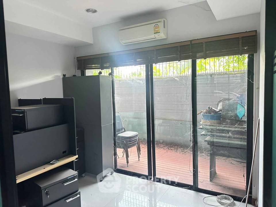 รูป คอนโด 10 ห้องนอน Clover Ladprao 83 ขนาด 700 ตร.ม. เขตวังทองหลาง 📍 (ID 2911359) - รูปที่ 6/27