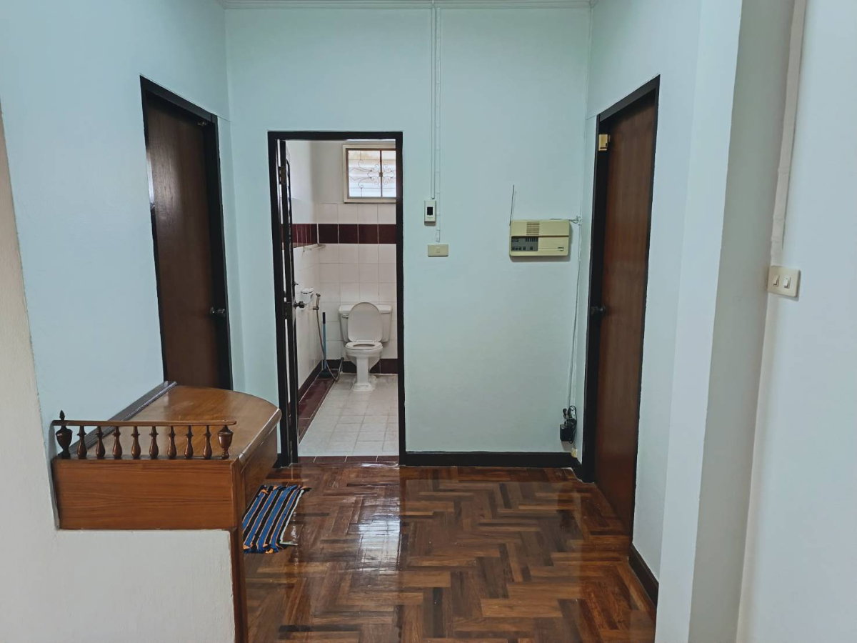 รูป ขาย บ้านเดี่ยวห้องมุม หมู่บ้านปรีชา 2 ชั้น ขนาดเนื้อที่ดิน 90 ตารางวา - รูปที่ 15/22