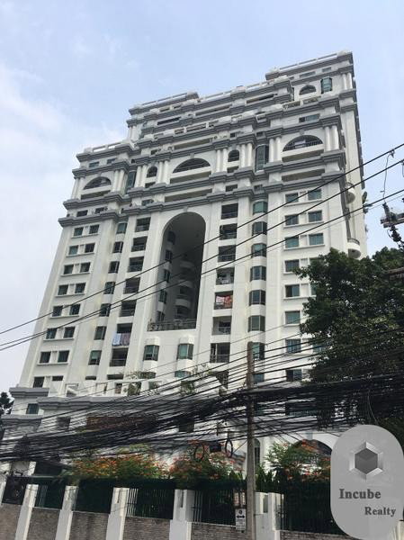 picture A036398 Royal Castle Sukhumvit 39 - 2/8