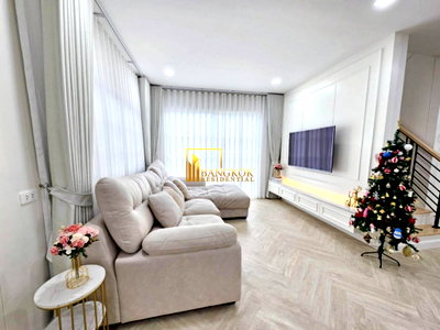เช่าบ้านเดี่ยว ไบเทค บางนา : Modern 4 Bed House in Compound For Rent in Lasalle - BR28250SH