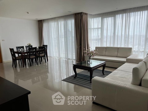 คอนโด 3 ห้องนอน 152 ตร.ม. ชั้นสูง 29 ที่ Fullerton Sukhumvit ห่าง BTS เอกมัย 400 ม. (ID 2902715)