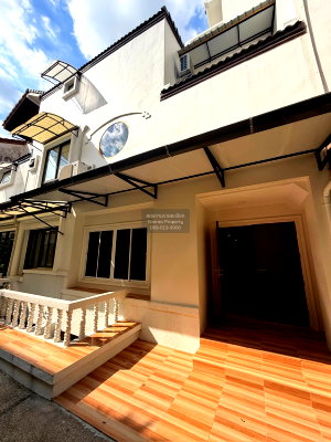 Townhouses for sale One Bangkok : For Sale Townhouse/Townhome  , Lan Thong Sathorn , BTS-Chong Nonsi , Thung Wat Don , Sa Thon , Bangkok , CX-155322 ✅ Live chat with us ADD LINE @connexproperty ✅