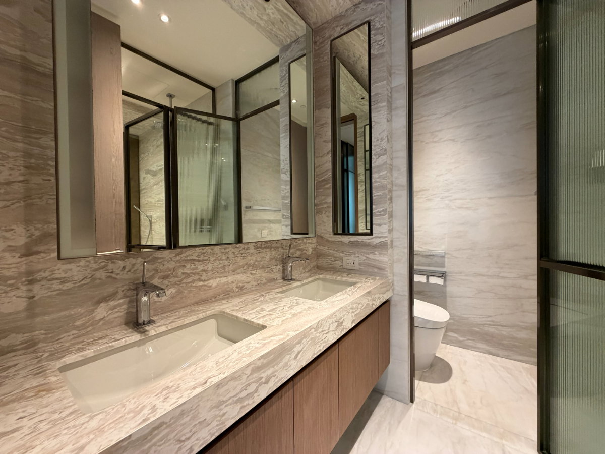รูป 1 Bedroom, 1 Bathroom, Fully Furnished, Private Offer at SCOPE Langsuan - รูปที่ 2/10