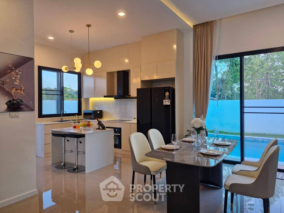 picture Pet-Friendly 4-BR Pool Villa In Pool Villa Bang Lamung, Pong (ID 2912910) - 6/18