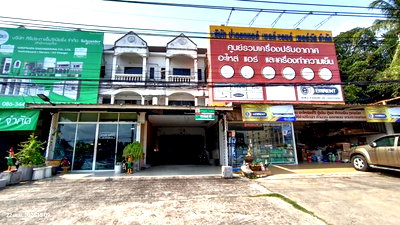 อาคารพาณิชย์ 25.6 ตร.วา เมืองภูเก็ต ภูเก็ต 5.6M