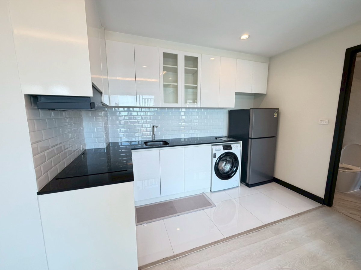 picture Thames                   Residence - 8/12