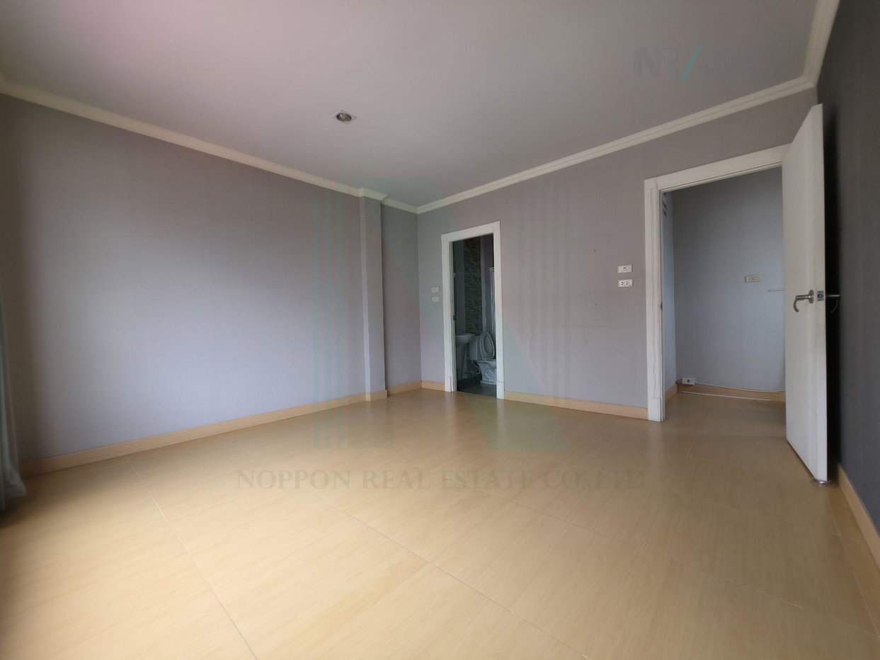รูป ขายทาวน์เฮาส์ โครงการ รัชธานี 10 3 ชั้น 3 ห้องนอน 4 ห้องน้ำ - รูปที่ 8/8