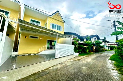 บ้านเดี่ยว วิทยาลัยอาชีวศึกษาธนบุรี : ขายบ้านเดี่ยว 2 ชั้น เนื้อที่ 26 ตรว. แก้วเงินทอง 33 จรัญสนิทวงศ์ 