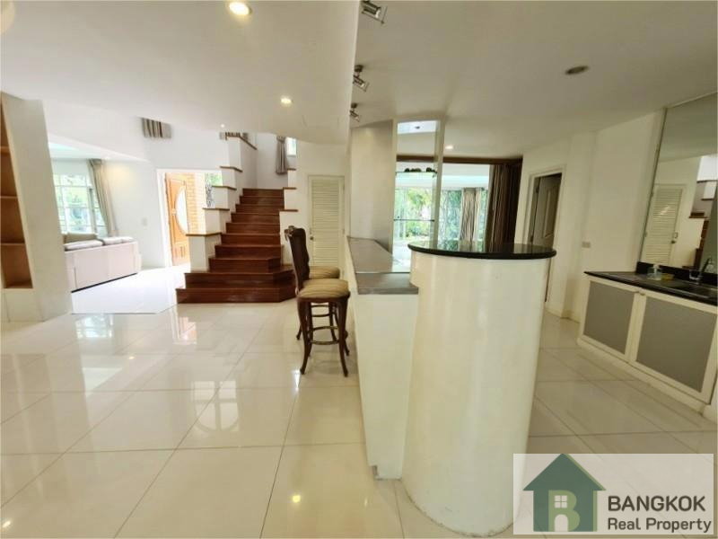 picture Nantawan Srinakarin Village | Elegant Detached 4 Bed House - 11/25