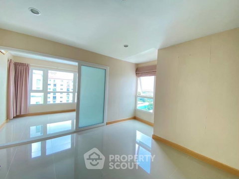 ขายคอนโด 1 ห้องนอน 37 ตร.ม. ราคาดี ที่ ดิไนท์ คอนโด งามวงศ์วาน ใกล้ ลาดยาว (จตุจักร) (ID 2913379)