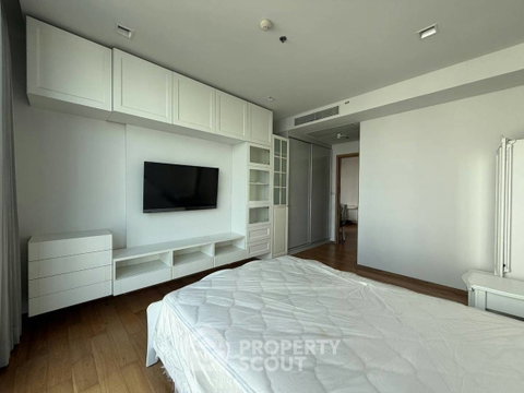 ใกล้ BTS Nana เพียง 200 ม. ขายคอนโด 1 ห้องนอน Hyde Sukhumvit 13 (ID 2914931)