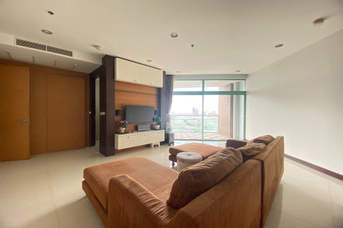 ขายด่วน !! Chatrium Riverside Condominium, 2 นอน, 2 น้ำ, ชั้นสูง 19++, ห้องนั่งเล่นกว้าง, ระเบียงกว้าง !! Code C20260500023 แต่งครบ, ราคาพิเศษ!!📣📣