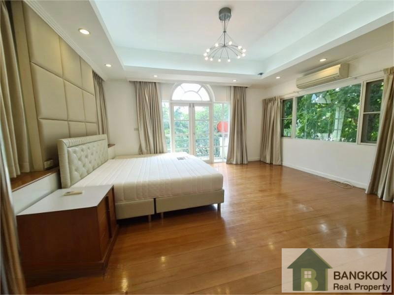 picture Nantawan Srinakarin Village | Elegant Detached 4 Bed House - 17/25