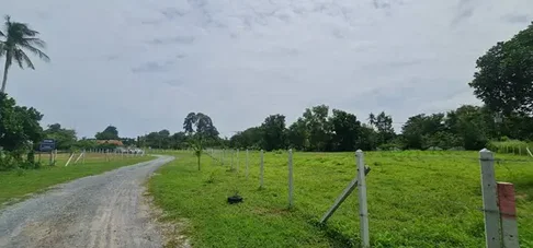 Divided land for Sale in Huay Yai