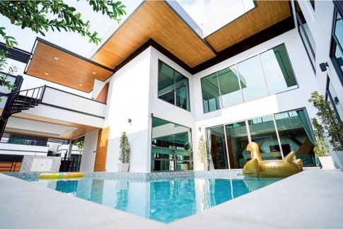Luxury Villa for Rent Thung Klom East Pattaya