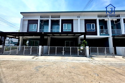 ทาวน์โฮม ตลาดเซฟวัน โก : ขายทาวน์โฮม 2 ชั้น ลุมพินี ทาวน์วิลล์ พหลโยธิน-สะพานใหม่ ซอยพหลโยธิน 54/1  แยก 4 ใกล้ BTS สายสีเขียว