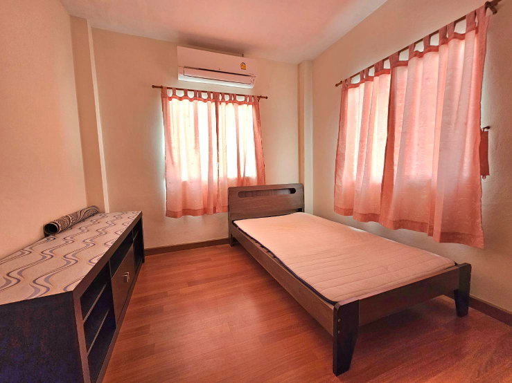 รูป ขายบ้านแฝด ทำเลดี ต่อเติมพร้อมอยู่ โครงการบุรีรมย์ เทพารักษ์  - สุวรรณภูมิ  - รูปที่ 14/15