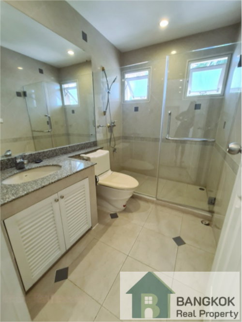 picture Nantawan Srinakarin Village | Elegant Detached 4 Bed House - 21/25