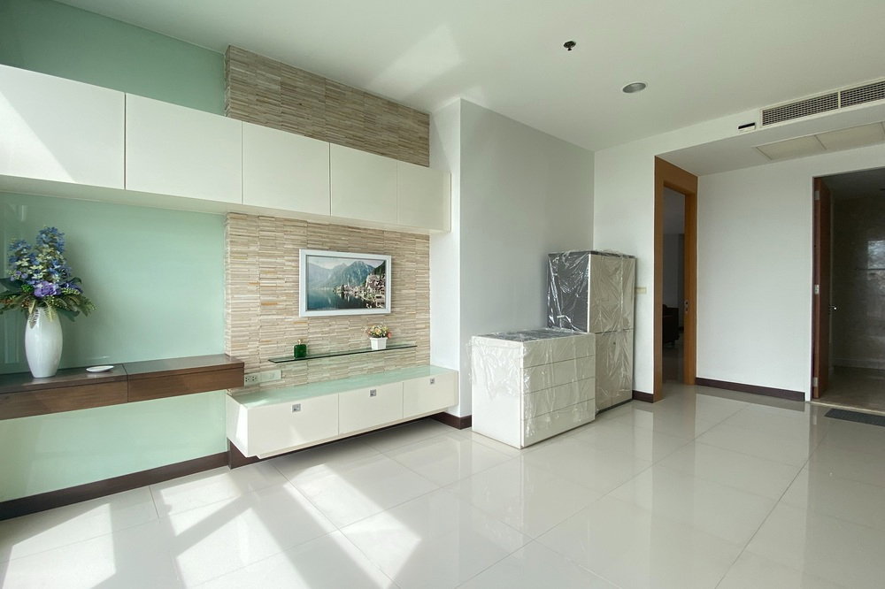 รูป ขายด่วน !!  Chatrium Riverside Condominium, 2 นอน, 2 น้ำ, ชั้นสูง 19++, ห้องนั่งเล่นกว้าง, ระเบียงกว้าง !! Code C20260500023 แต่งครบ, ราคาพิเศษ!!📣📣 - รูปที่ 5/9