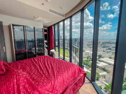 รูปภาพ P-43171 Fully Furnished Ideo Q Victory High Floor 2BR Unit Next to Century Mall and BTS Victory Monument. Line: @easythaihome 085-592-2897