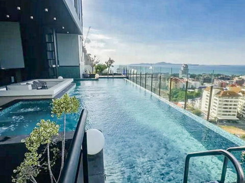 Beverly Mountain Bay Condo for Rent Pratumnak Hill Ocean View