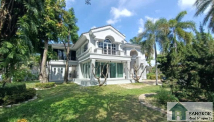 picture Nantawan Srinakarin Village | Elegant Detached 4 Bed House - 24/25