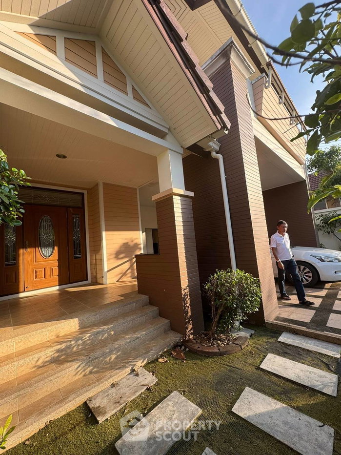รูป บ้านเช่า 4 ห้องนอน ศูนย์กลางพาร์ควิลเลจ อีสต์พัทยา (ID 2137973) - รูปที่ 14/14