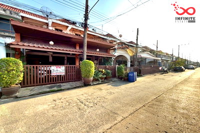 ขายทาวน์โฮม : ขายทาวน์เฮาส์ 2หลัง 36ตรว. หมู่บ้านประดู่แดง บงกช 48 คลองสอง คลองหลวง 