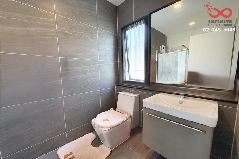 รูป ขายบ้านเดี่ยว บางกอก บูเลอวาร์ด รามอินทรา-วัชรพล 2 ชั้น 75 ตร.ว.ใกล้ทางด่วนจตุโชติ - รูปที่ 11/12