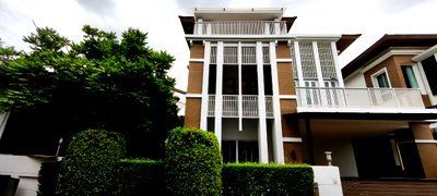 Houses for rent วิทยาลัยสิ่งแวดล้อม : 🏡✨ House for Rent — Baan Klang Krung The Nice Ratchavipha Spacious 3-storey luxury house with full furniture, ready to move in