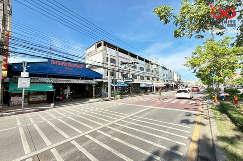 ขายอาคารพาณิชย์ 3 ชั้น 3 คูหา 39 ตร.ว. ในตลาดวัฒนานันท์ ดอนเมือง ติดถนนสรงประภา