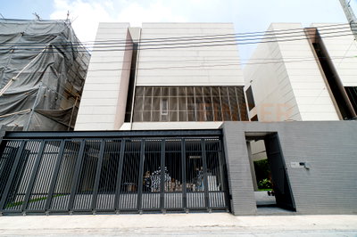 บ้านเดี่ยว กรุงเทพมหานคร : Providence Lane Kaset Nawamin 4 bedrooms, for sale
