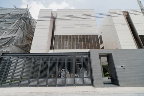 Providence Lane Kaset Nawamin 4 bedrooms, for sale