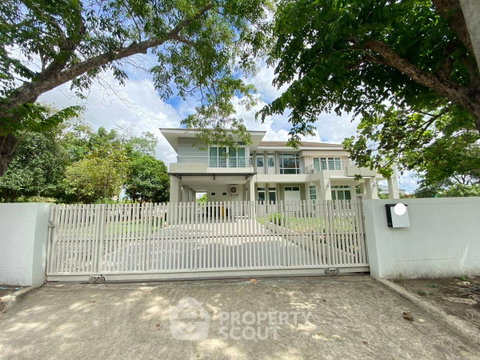 บ้าน 3 ห้องนอน ขายพร้อมเลี้ยงสัตว์ได้ Lakewood Country Club (ID 2916928)