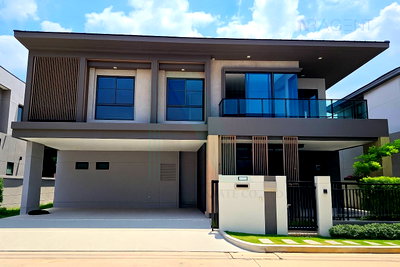 บ้านเดี่ยวให้เช่า : ให้เช่าบ้านเดี่ยว 2 ชั้น บางกอก บูเลอวาร์ด บางนา - ศรีนครินทร์ 3 ห้องนอน 5 ห้องน้ำ