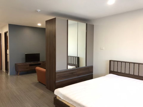 Silom Line | BTS Chong Nonsi | Studio 1 Bath | 39 sqm. | ITF Silom Palace| ADD01418