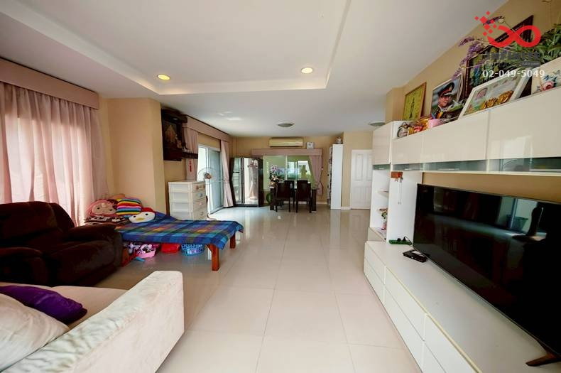 รูป ขายบ้านเดี่ยว เดอะ เซนโทร รามอินทรา กาญจนาภิเษก 52 ตร.ว.ใกล้รถไฟฟ้าสีชมพู   แฟชั่นไอส์แลนด์ - รูปที่ 3/11