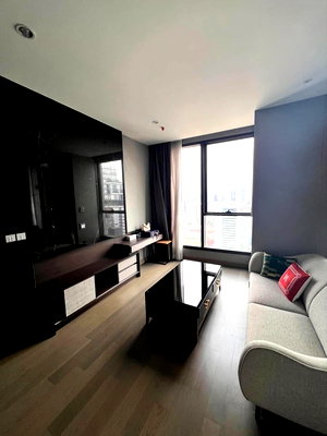 Condos for rent : The Esse at Singha         Complex 