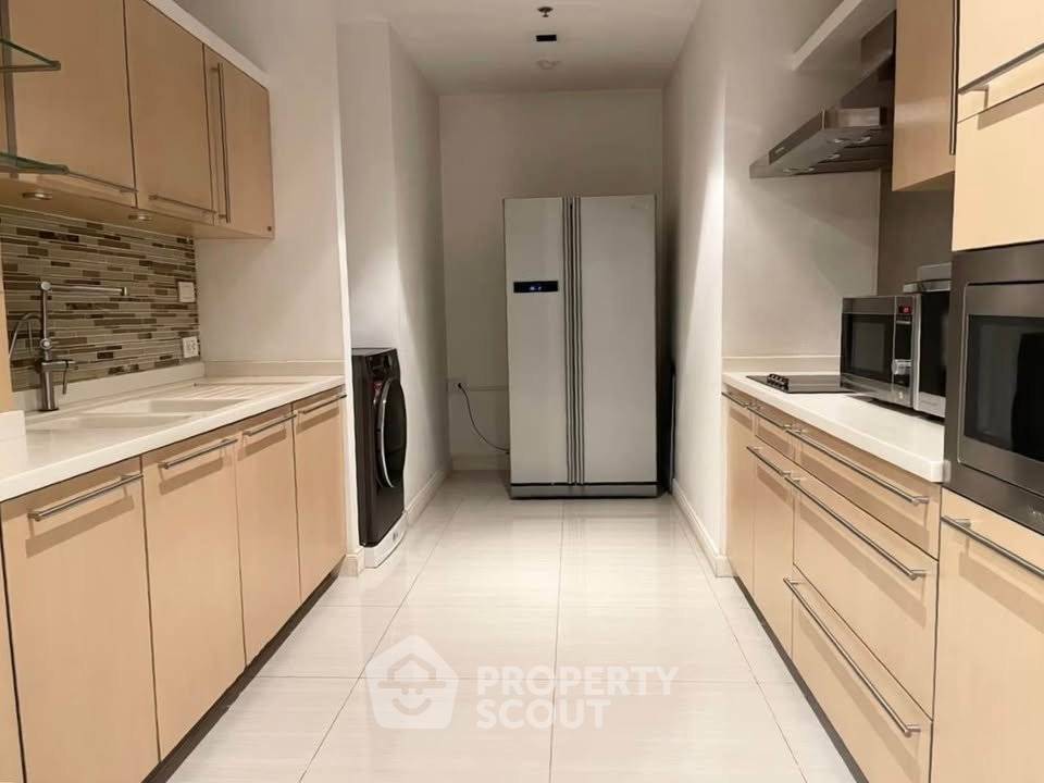 รูป คอนโด 2 ห้องนอน ชั้น 18 ขนาด 135 ตร.ม. Athenee Residence ใกล้ BTS เพลินจิต 200 ม. (ID 2919178) - รูปที่ 8/8