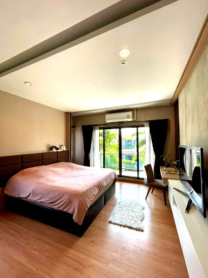 บ้านเดี่ยว ถนนสุขุมวิท : For Sell at    The Palm Pattanakarn