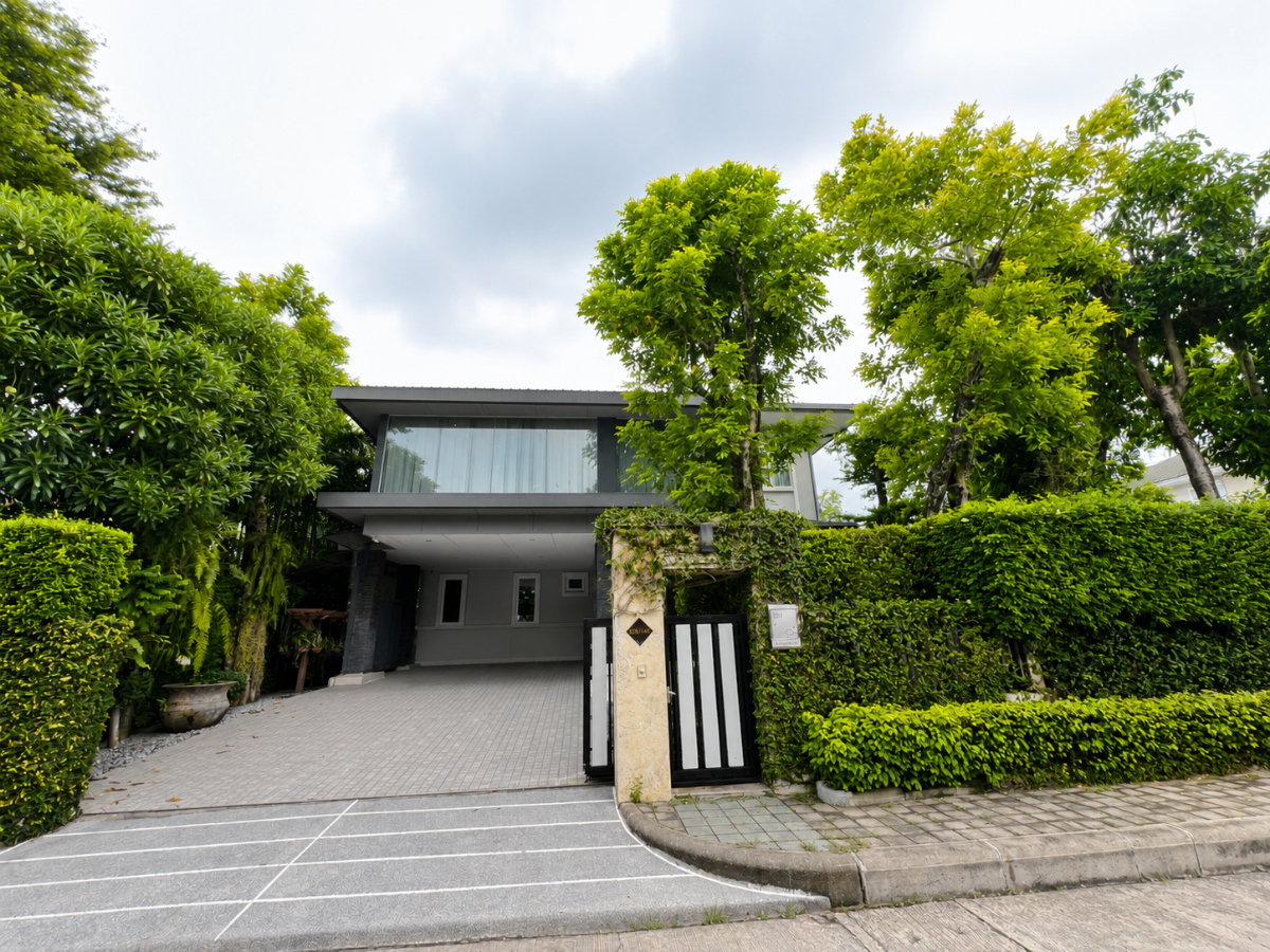รูป 🏡✨ ให้เช่าบ้านเดี่ยวหรู 2 ชั้น — หมู่บ้านโกลเด้น-นครา อ่อนนุช 65 Fully Furnished บ้านหลังใหญ่ บรรยากาศดี พร้อมเข้าอยู่  - รูปที่ 1/16