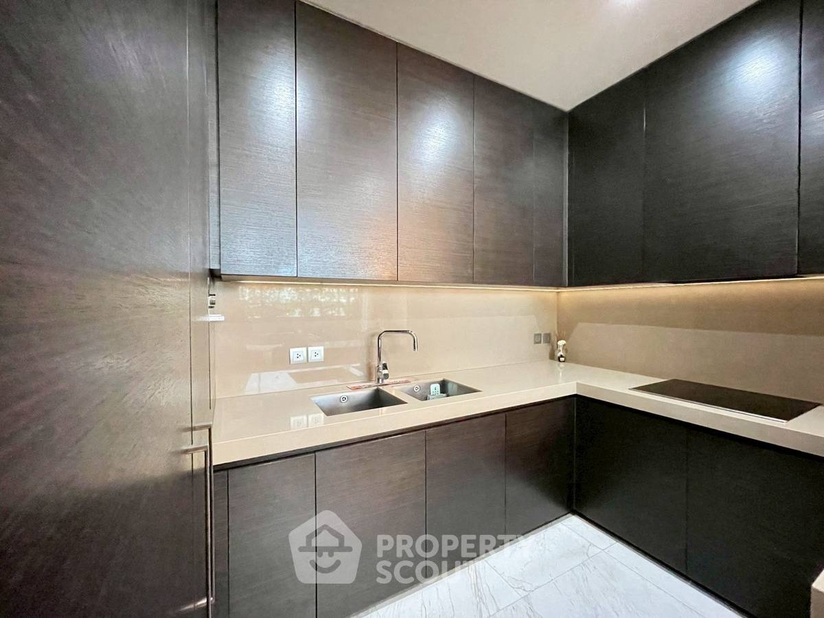 รูป คอนโด 2 ห้องนอน 120 ตร.ม. ที่ศาลาแดง วัน ใกล้ MRT สีลม (400 ม.) (ID 2926645) - รูปที่ 7/18