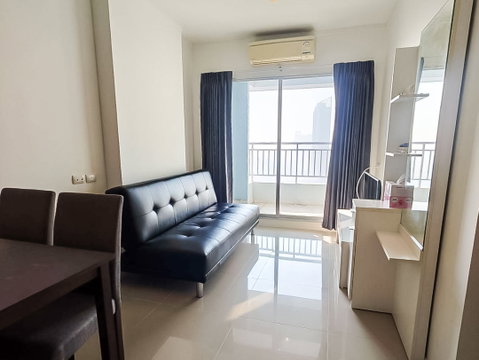 Lumpini Park Beach Jomtien for Sale Sea View Condo