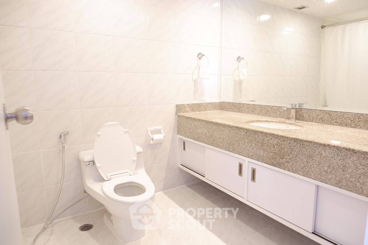 รูป คอนโด 2 ห้องนอน 132 ตร.ม. โอมินิ ทาวเวอร์ ใกล้ BTS นานา 400 ม. (ID 2874557) - รูปที่ 15/18