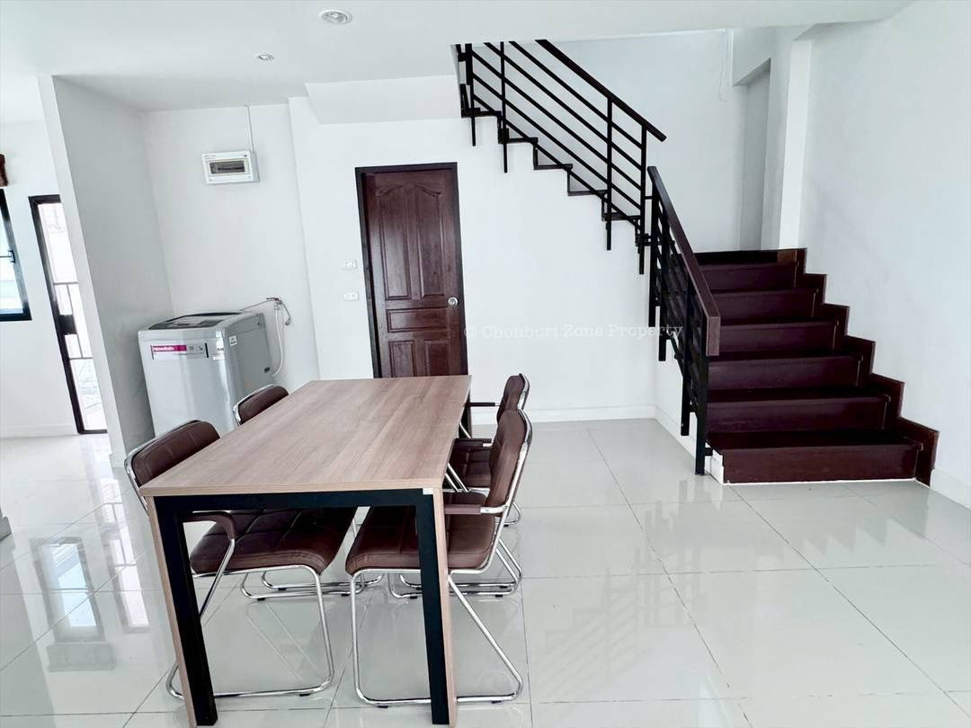 รูป ให้เช่าบ้านเดี่ยวหลังใหญ่ ม.เดอะคอมพลีท ใกล้เจปาร์ค ศรีรา - รูปที่ 9/20