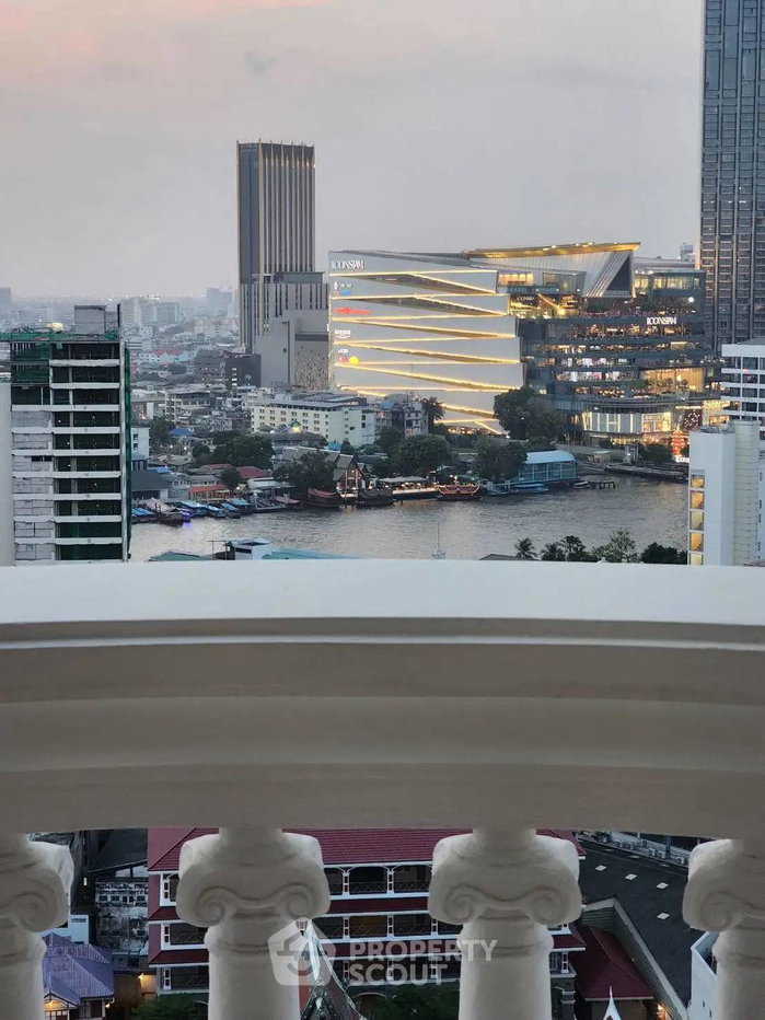 รูป คอนโด 2 ห้องนอน ศูนย์ใหญ่ Nusa State Tower ชั้น 18 ใกล้ BTS สะพานตากสิน 400 ม. (ID 2873603) - รูปที่ 8/19