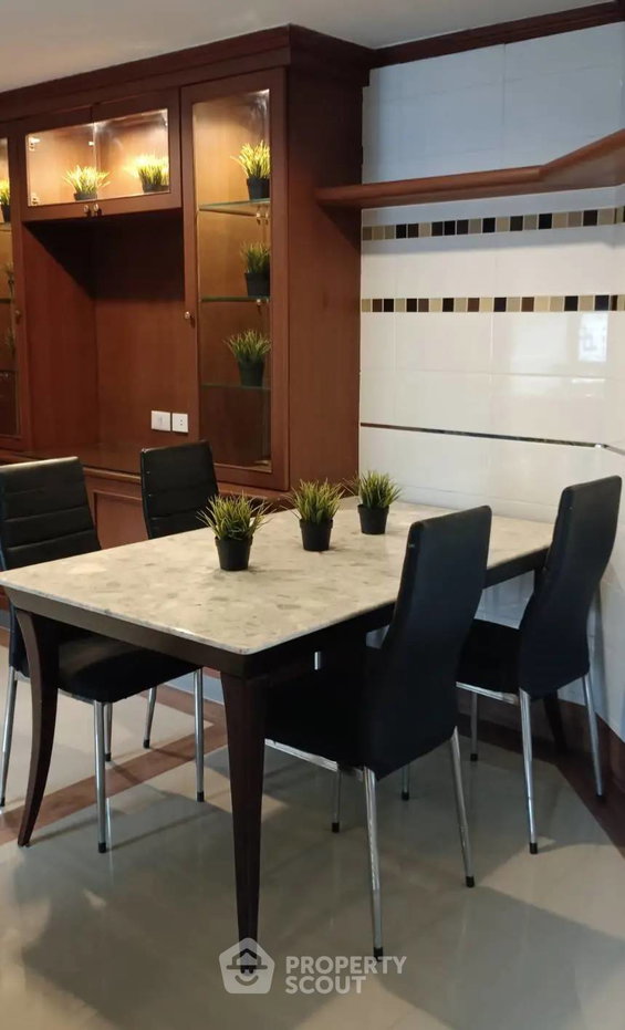 รูป คอนโด 2 ห้องนอน ใน Beverly Tower ใกล้ ARL มักกะสัน 74 ตร.ม. สุขุมวิท (ID 2874109) - รูปที่ 3/16