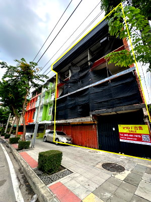 ที่ดิน ถนนสุขสวัสดิ์ : 🏡✨ ขายที่ดินพร้อมสิ่งปลูกสร้าง — ริมถนนราษฎร์บูรณะ ทำเลดี ติดถนนใหญ่ เหมาะลงทุน / อยู่อาศัย / ทำธุรกิจ
