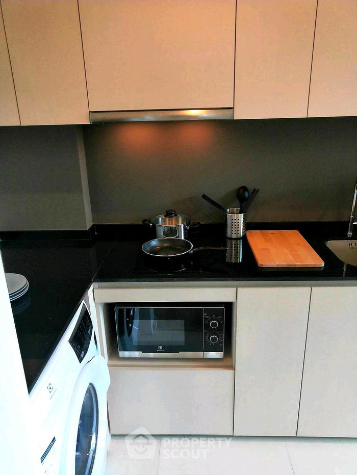 picture 2-BR Condo For Rent, 52 Sqm, Chambers Cher Ratchada–Ramintra (ID 2916799) - 11/19