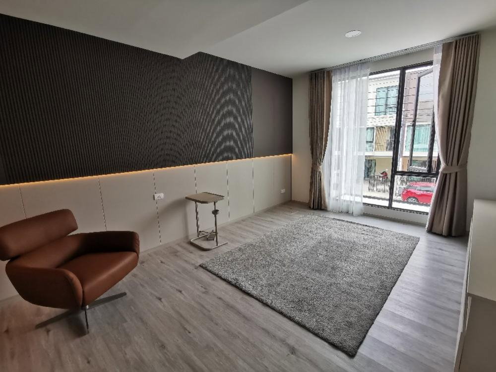 รูป 🏡 บ้านหรู 3 ชั้น โซนบางนา ใกล้เมกะบางนา ✨ 🛏️ 6 ห้องนอน 6 ห้องน้ำ - รูปที่ 2/38